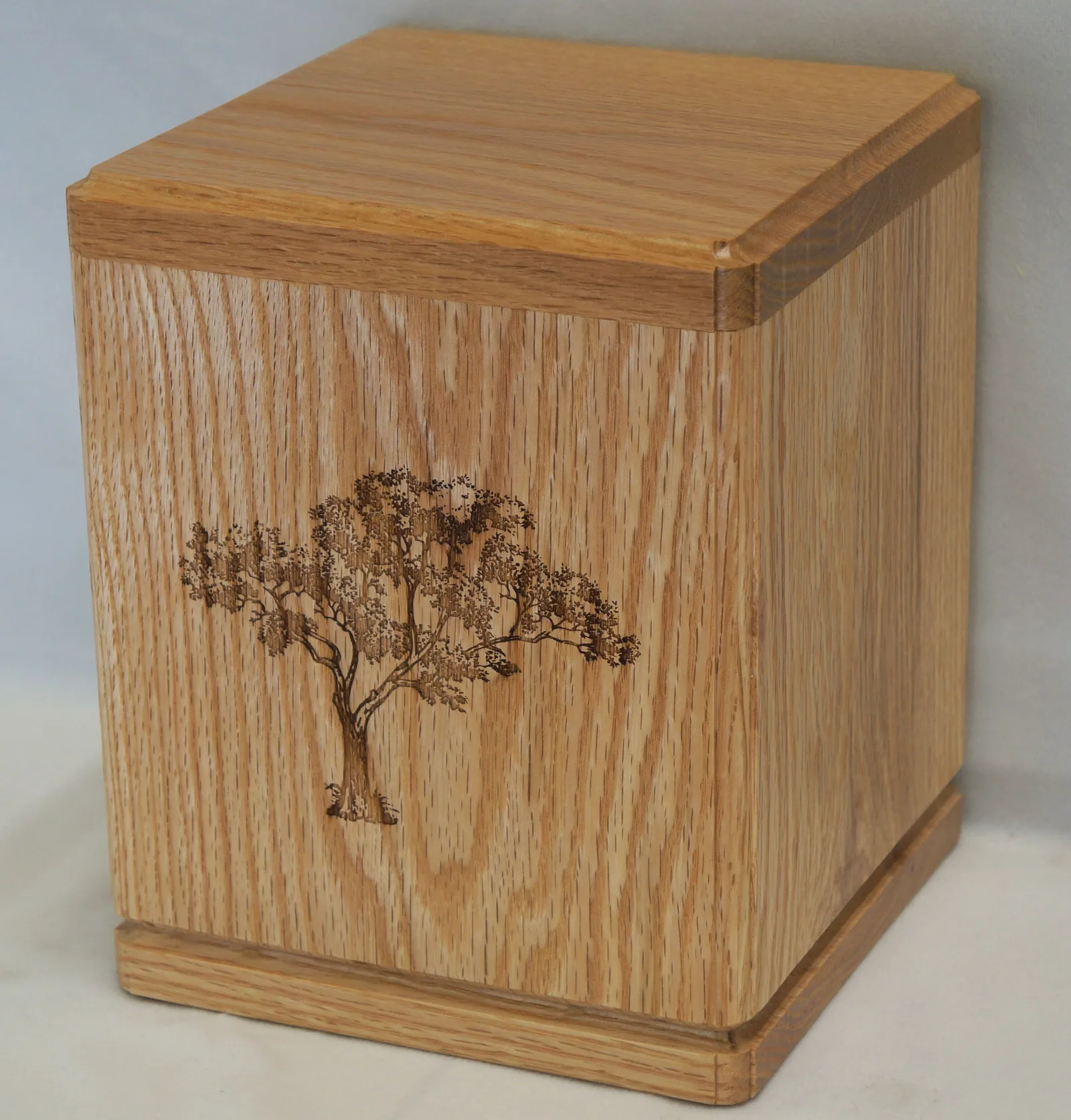 Oak Tree Cube Urn
